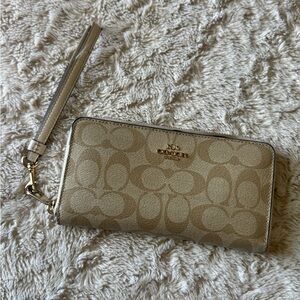 Coach tan Signature Zip-Around Wristlet with Gold Hardware